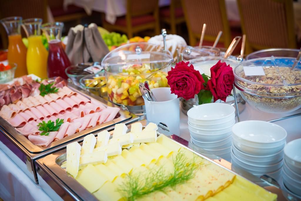 Hotel Restaurant Thadeushof Techelsberg Екстериор снимка